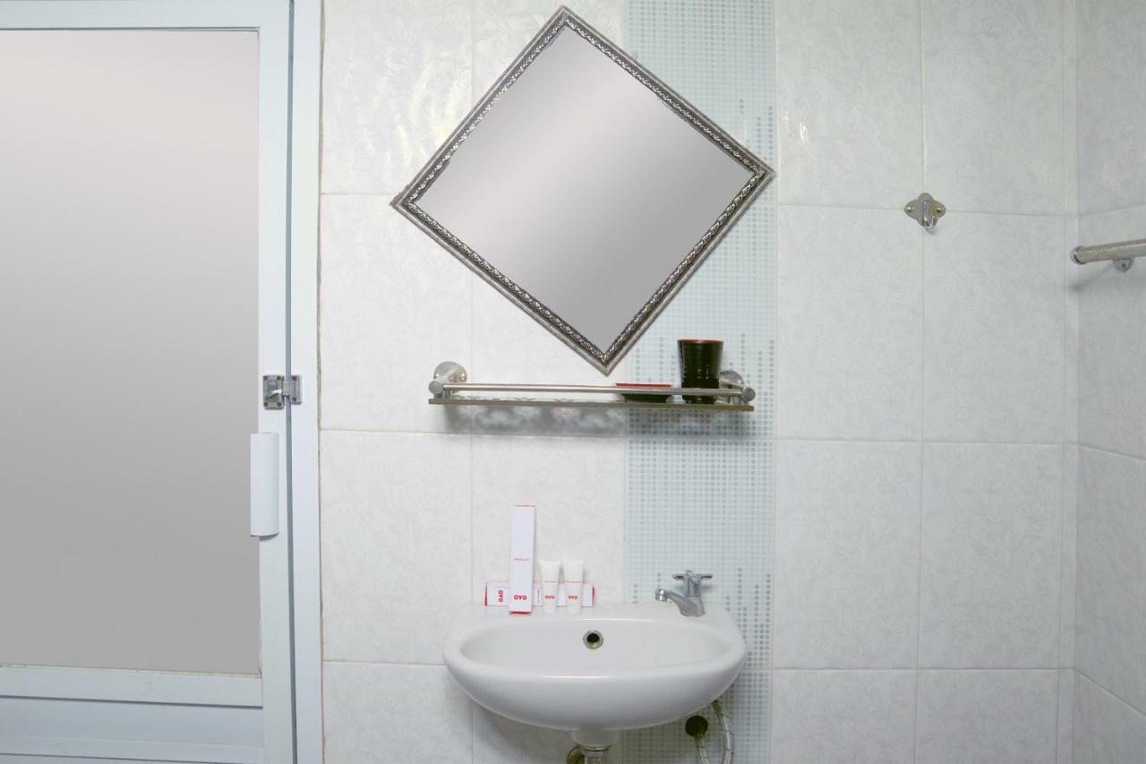 בוקיטינגי Oyo 1386 Hotel Grand Gabelo מראה חיצוני תמונה